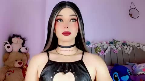 Snapshot of valentinne_marian chatting on 03-06-25, 06:08 Marian online show from 03-06-25, 06:08