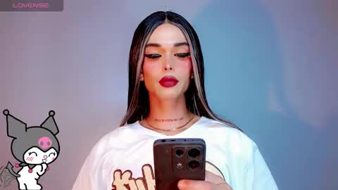 Snapshot of valentinne_marian chatting on 10-10-25, 08:02 Marian online show from 10-10-25, 08:02