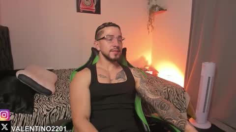 valentino online show from 09-09-25, 10:31