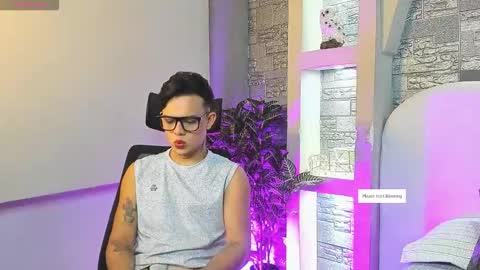 Snapshot of valentino_moretti chatting on 12-02-25, 12:54 valentino_moretti online show from 12-02-25, 12:54