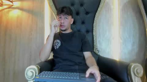 VALENTINO online show from 03-04-26, 08:26