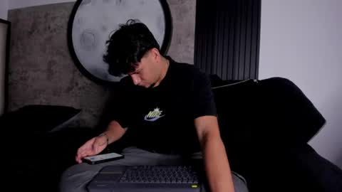 valentino_stonee online show from 07-27-26, 07:32