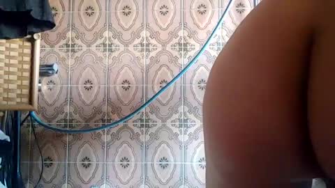 Snapshot of valentinosweet chatting on 01-18-25, 12:15 valentinosweet online show from 01-18-25, 12:15