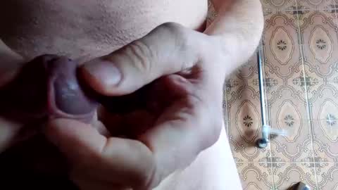 Snapshot of valentinosweet chatting on 02-05-25, 10:08 valentinosweet online show from 02-05-25, 10:08