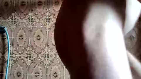 Snapshot of valentinosweet chatting on 03-15-26, 09:48 valentinosweet online show from 03-15-26, 09:48