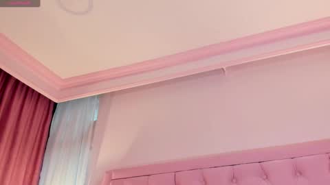 Vale Toro  online show from 02-19-25, 04:00