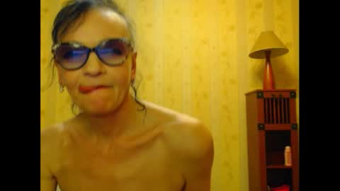 Snapshot of valenttijm3851 chatting on 03-02-25, 06:30 valentijm online show from 03-02-25, 06:30