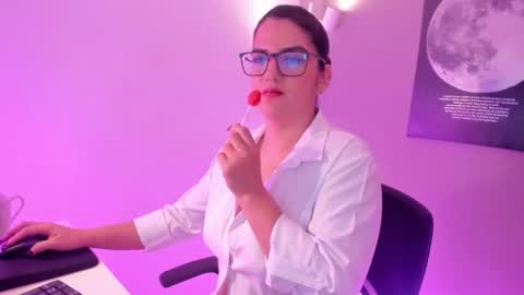 Snapshot of valenvega_ chatting on 02-01-26, 02:59 VALEN VEGA online show from 02-01-26, 02:59