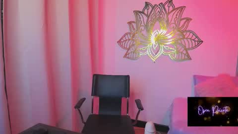 Valery And Daniel online show from 09-11-25, 01:06