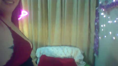 Snapshot of valeri_cove chatting on 12-28-24, 01:38 Valeri Cove online show from 12-28-24, 01:38