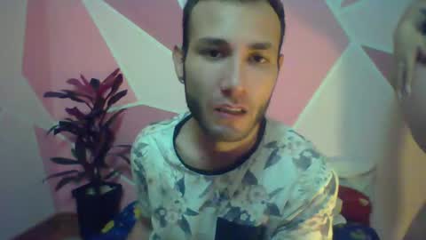 Snapshot of valeri_cove chatting on 01-22-25, 07:14 Valeri Cove online show from 01-22-25, 07:14