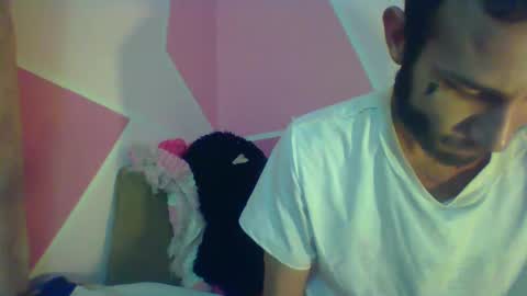 Snapshot of valeri_cove chatting on 02-14-25, 05:57 Valeri Cove online show from 02-14-25, 05:57