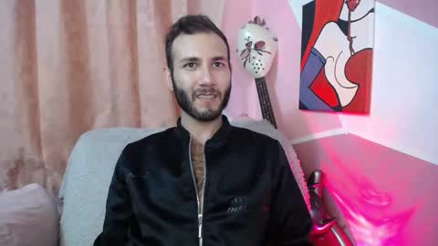 Snapshot of valeri_cove chatting on 10-21-25, 07:09 Valeri Cove online show from 10-21-25, 07:09