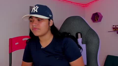 valeri_harpers4 online show from 10-01-25, 01:33