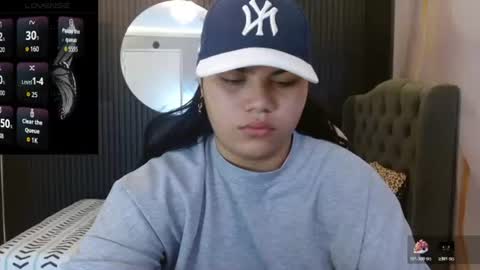 valeri_harpers4 online show from 06-30-26, 08:10