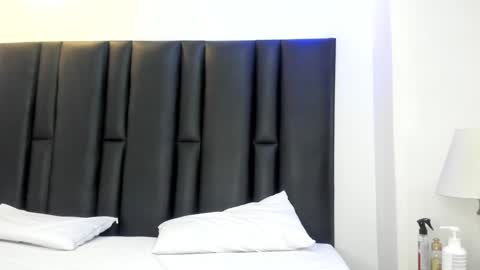 valeri_tafur online show from 01-11-25, 10:51