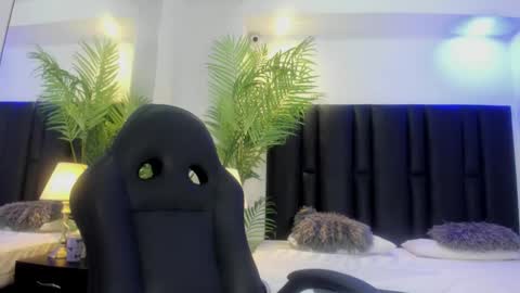 valeri_tafur online show from 10-24-25, 11:06