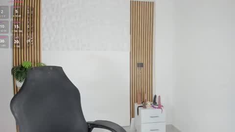 Snapshot of valeria_acosta_ chatting on 12-16-25, 09:42 Valeria Acosta online show from 12-16-25, 09:42