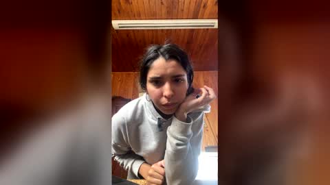 valeria_feroz online show from 05-20-26, 01:50