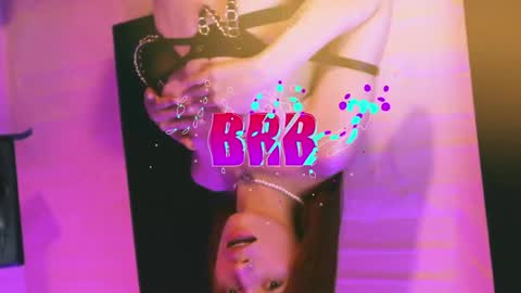 Snapshot of valeria_mendozza chatting on 01-30-25, 05:30 online show from 01-30-25, 05:30