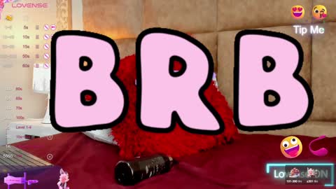 Snapshot of valeria_rivera1 chatting on 02-06-25, 06:51 Costume lover online show from 02-06-25, 06:51