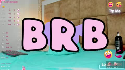 Snapshot of valeria_rivera1 chatting on 02-12-25, 06:51 Costume lover online show from 02-12-25, 06:51