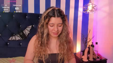 valeria_rouse28 online show from 10-29-25, 05:58