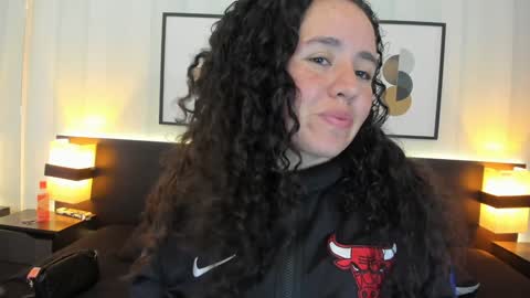 Valeria online show from 01-15-25, 01:20