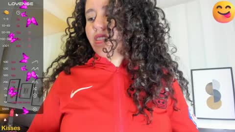 Valeria online show from 01-25-25, 12:37