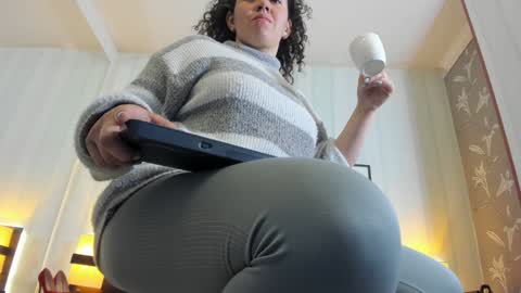 Valeria online show from 01-27-25, 12:37