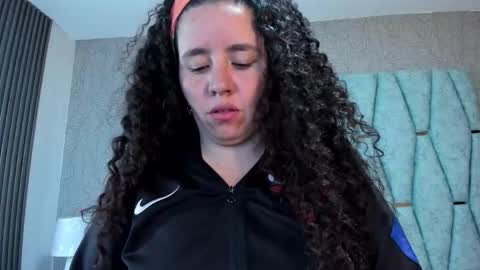 Valeria online show from 09-16-25, 12:28