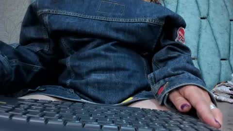 Valeria online show from 09-28-25, 10:42