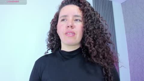 Valeria online show from 10-24-25, 02:13