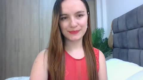 Snapshot of valeriafrannco chatting on 02-15-25, 09:59 valeriafrannco online show from 02-15-25, 09:59