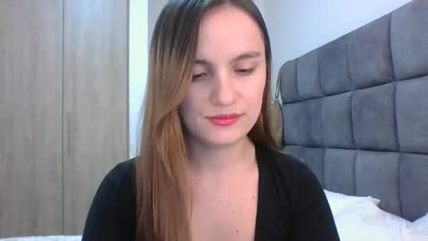 Snapshot of valeriafrannco chatting on 02-18-25, 05:20 valeriafrannco online show from 02-18-25, 05:20