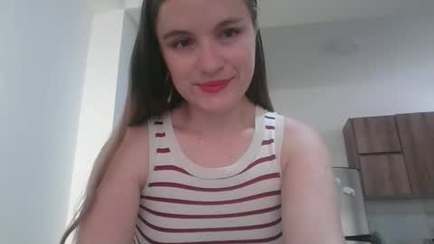 Snapshot of valeriafrannco chatting on 10-06-25, 07:11 valeriafrannco online show from 10-06-25, 07:11