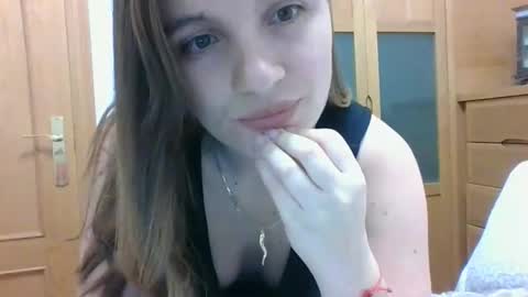 Snapshot of valeriafrannco chatting on 10-18-25, 09:15 valeriafrannco online show from 10-18-25, 09:15