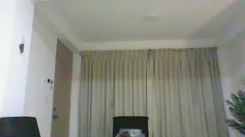 Snapshot of valeriafrannco chatting on 11-04-25, 04:44 valeriafrannco online show from 11-04-25, 04:44