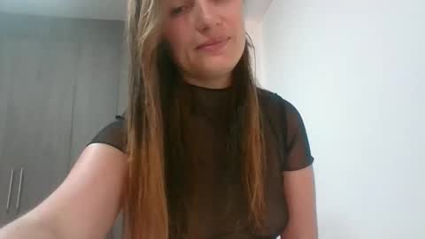 valeriafrannco online show from 04-10-26, 04:17