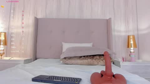 Valeria online show from 02-14-25, 02:33