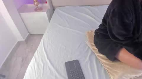 Valeria online show from 09-29-25, 03:50