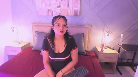 Snapshot of valeriajlio chatting on 09-16-25, 11:33 Valeria online show from 09-16-25, 11:33
