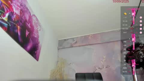   online show from 09-10-25, 01:33