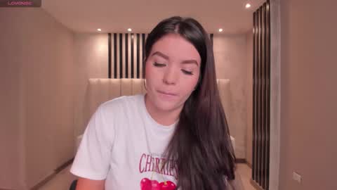 Valeria online show from 01-11-26, 11:21