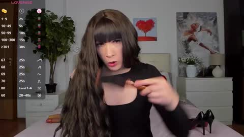 Snapshot of valeriasecret chatting on 02-15-25, 09:05 Valeria online show from 02-15-25, 09:05