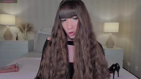 Snapshot of valeriasecret chatting on 09-28-25, 05:46 Valeria online show from 09-28-25, 05:46