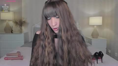 Snapshot of valeriasecret chatting on 10-18-25, 05:43 Valeria online show from 10-18-25, 05:43