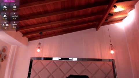 Snapshot of valeriavelvet chatting on 10-29-25, 12:18 Vale online show from 10-29-25, 12:18