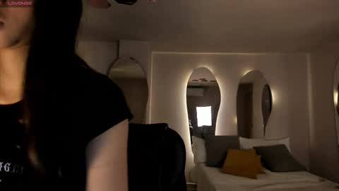 Vale  online show from 02-08-26, 12:08