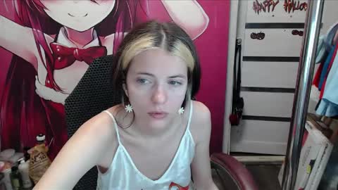 ValeriaXKiss online show from 05-14-26, 12:50